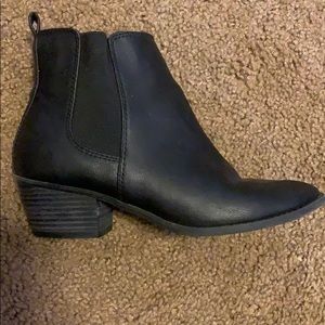 American Eagle Outfitters Black Boots Booties